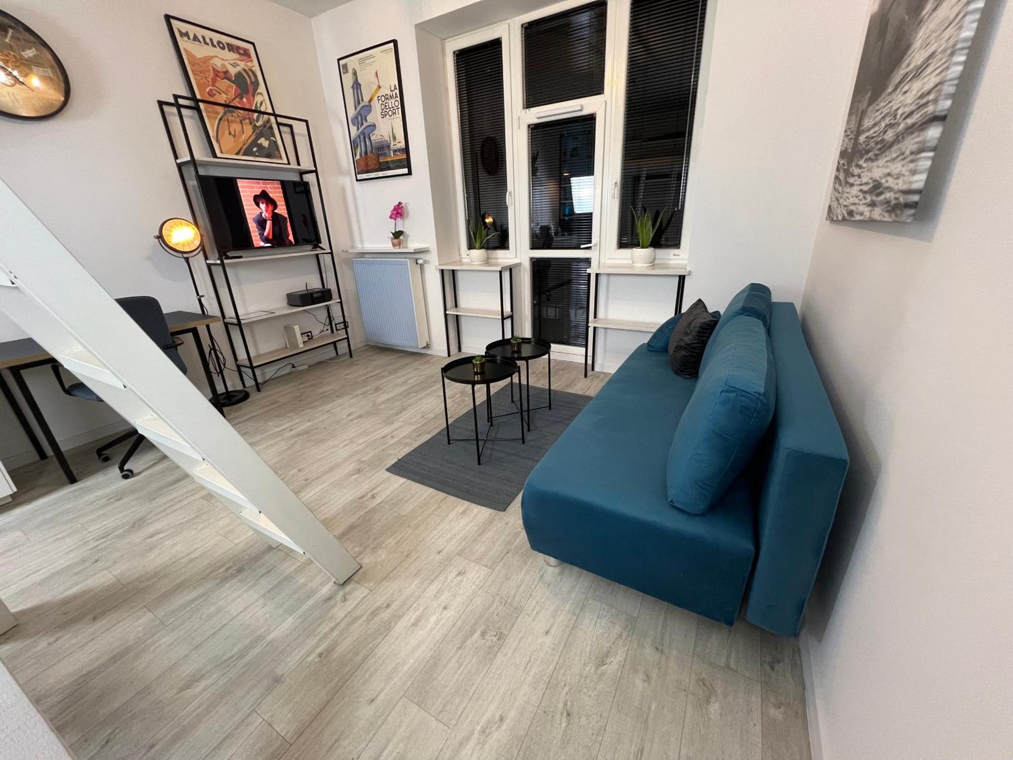 Apartamento Lazienki Krolewskie Z Antresola I Widokiem Varsovia